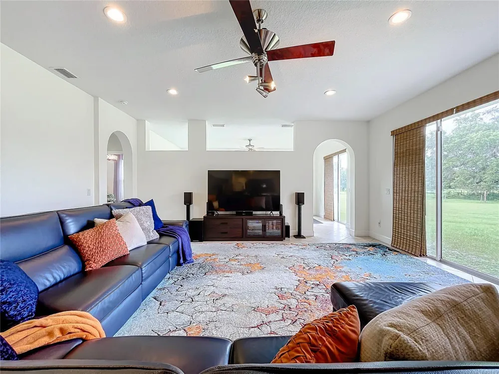 275 CR 552 Bushnell, FL 33513