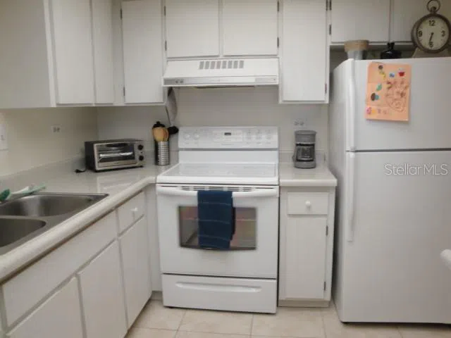 500 TREASURE ISLAND CAUSEWAY #202 Treasure Island, FL 33706