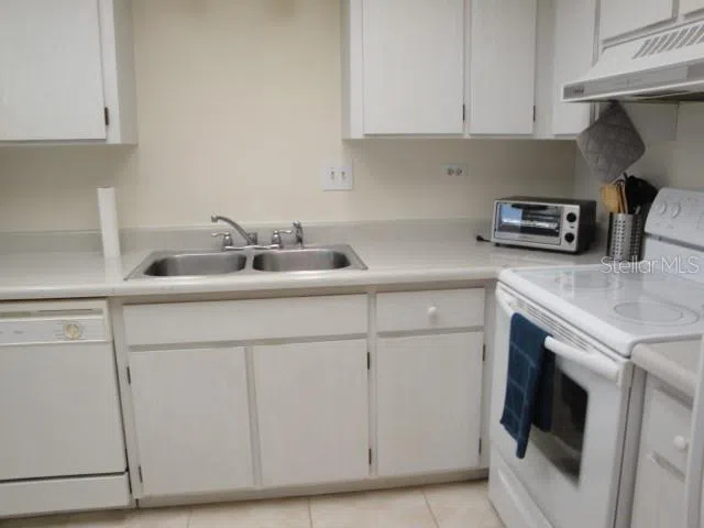 500 TREASURE ISLAND CAUSEWAY #202 Treasure Island, FL 33706