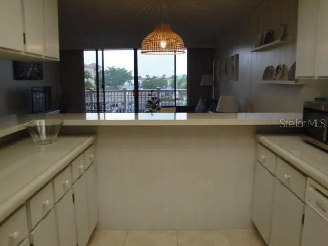 500 TREASURE ISLAND CAUSEWAY #202 Treasure Island, FL 33706
