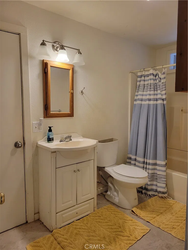 300 Bald Rock Road Berry Creek, CA 95916