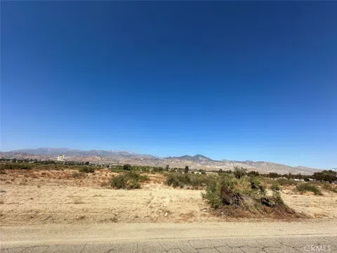 Esperanza Ave