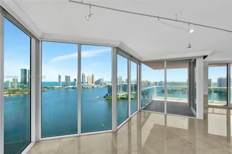 3370 Hidden Bay Dr #2708