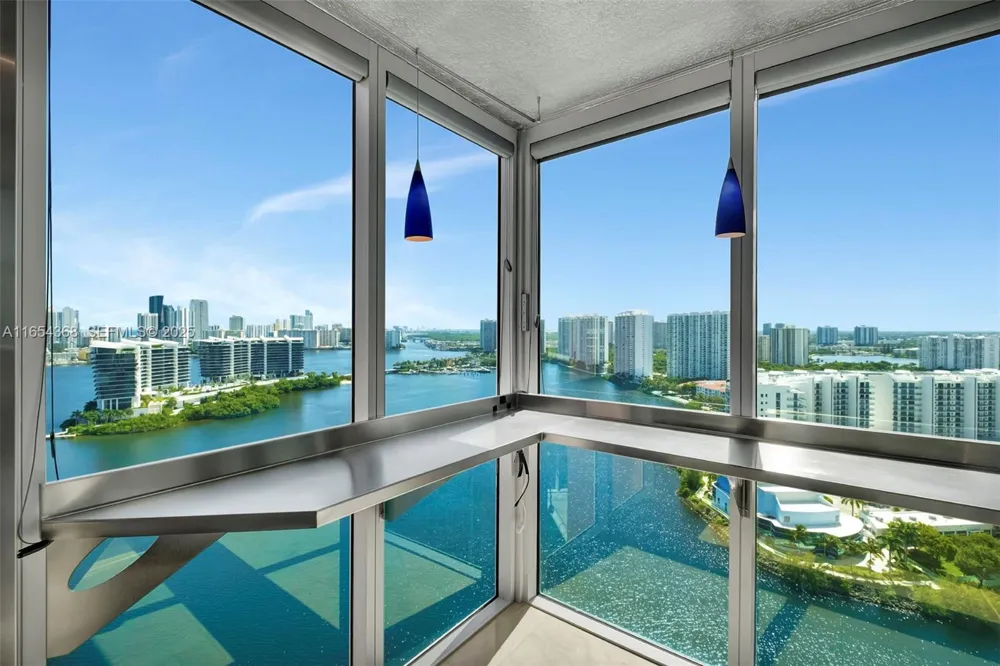 3370 Hidden Bay Dr #2708 Aventura, FL 33180