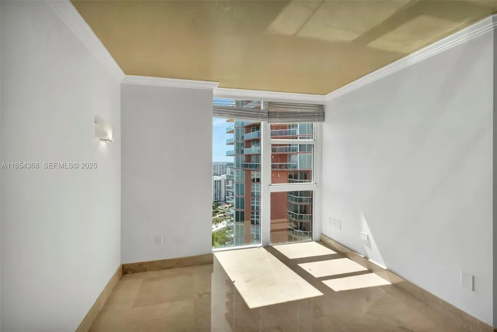 3370 Hidden Bay Dr #2708 Aventura, FL 33180