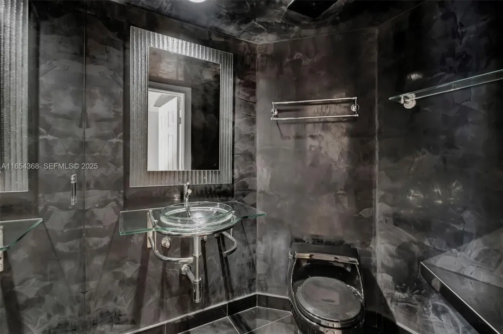 3370 Hidden Bay Dr #2708 Aventura, FL 33180