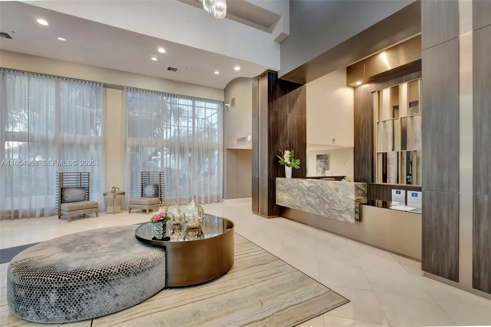 3370 Hidden Bay Dr #2708 Aventura, FL 33180