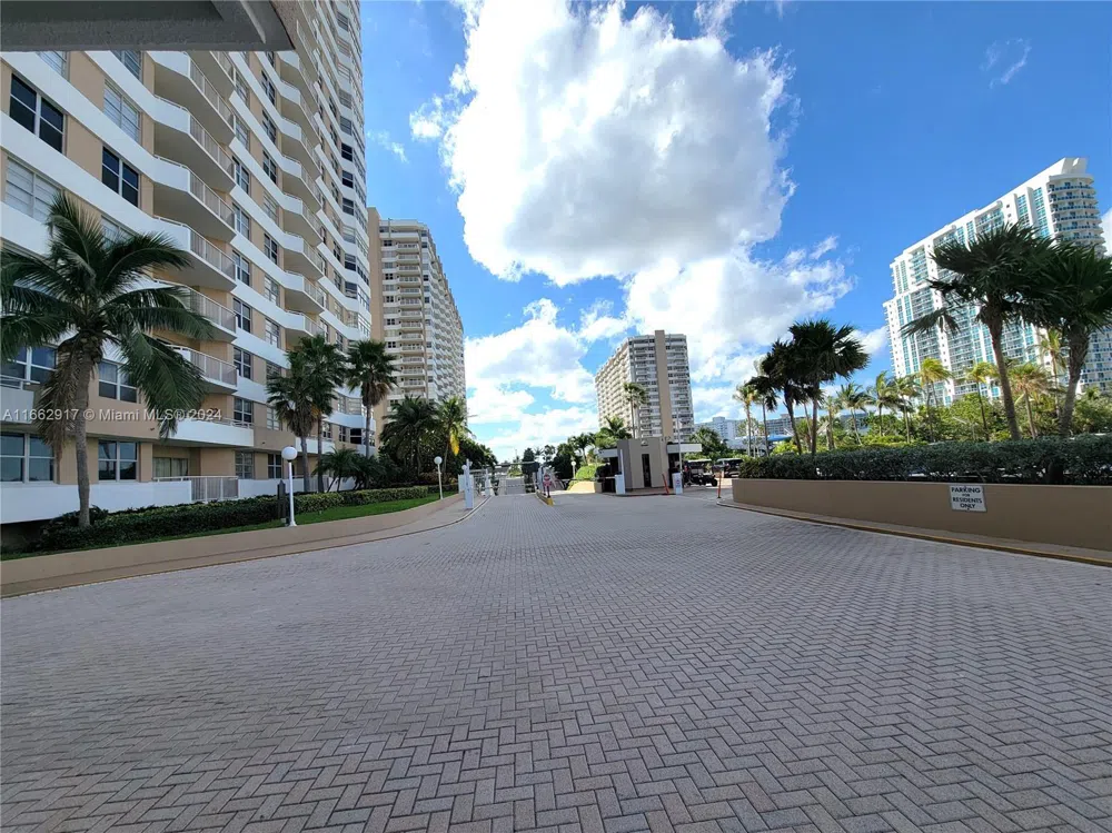 1980 S Ocean Dr #2C Hallandale Beach, FL 33009
