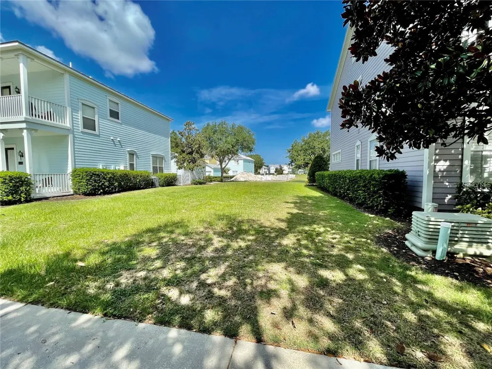 1436 REUNION BOULEVARD Reunion, FL 34747