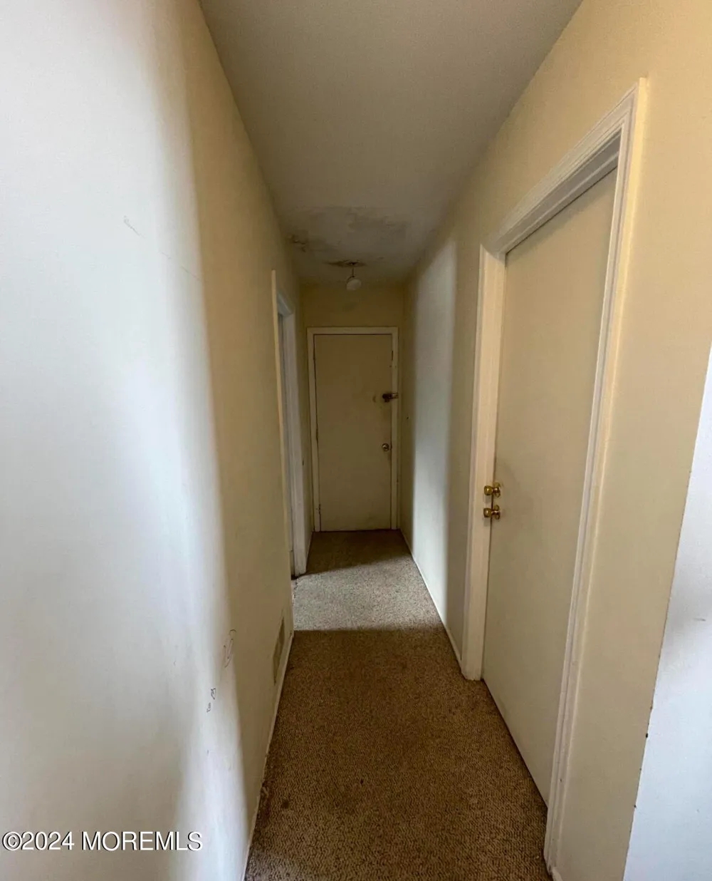 1261 Medina Road Lakewood, NJ 08701