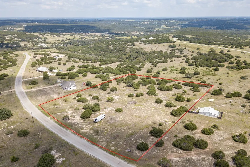 584 Saddle Ridge Drive Bertram, TX 78605