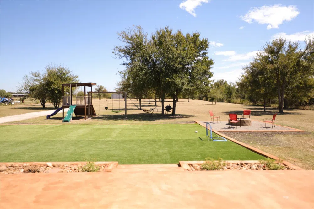 535 Upper Elgin River Road Elgin, TX 78621
