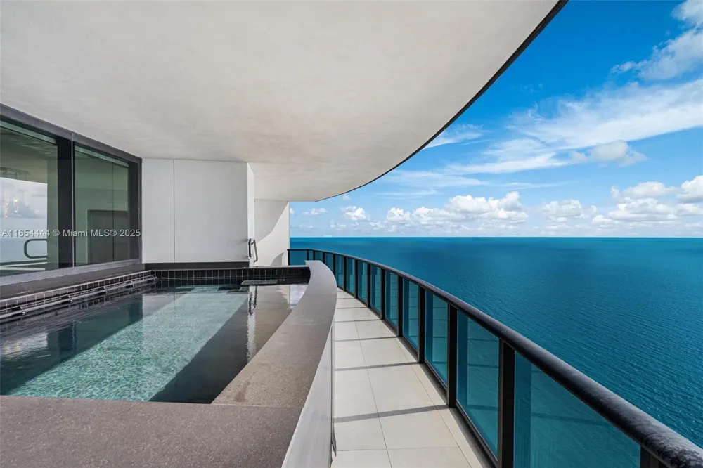 18555 Collins Ave #5001 Sunny Isles Beach, FL 33160