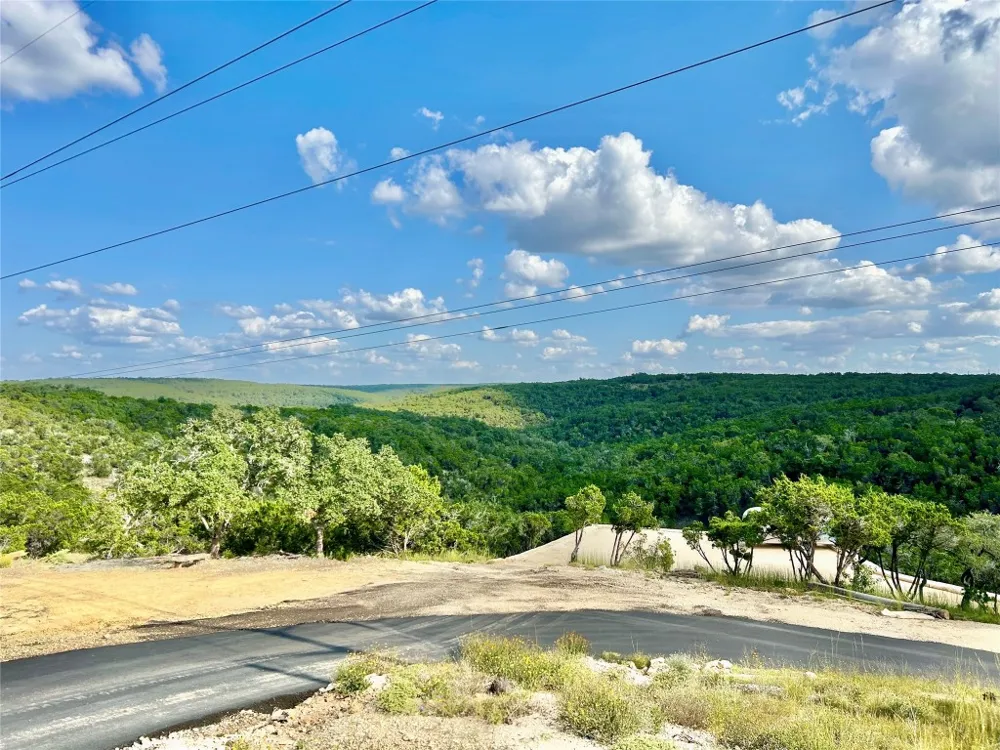 256 Clinch Drive Fischer, TX 78623
