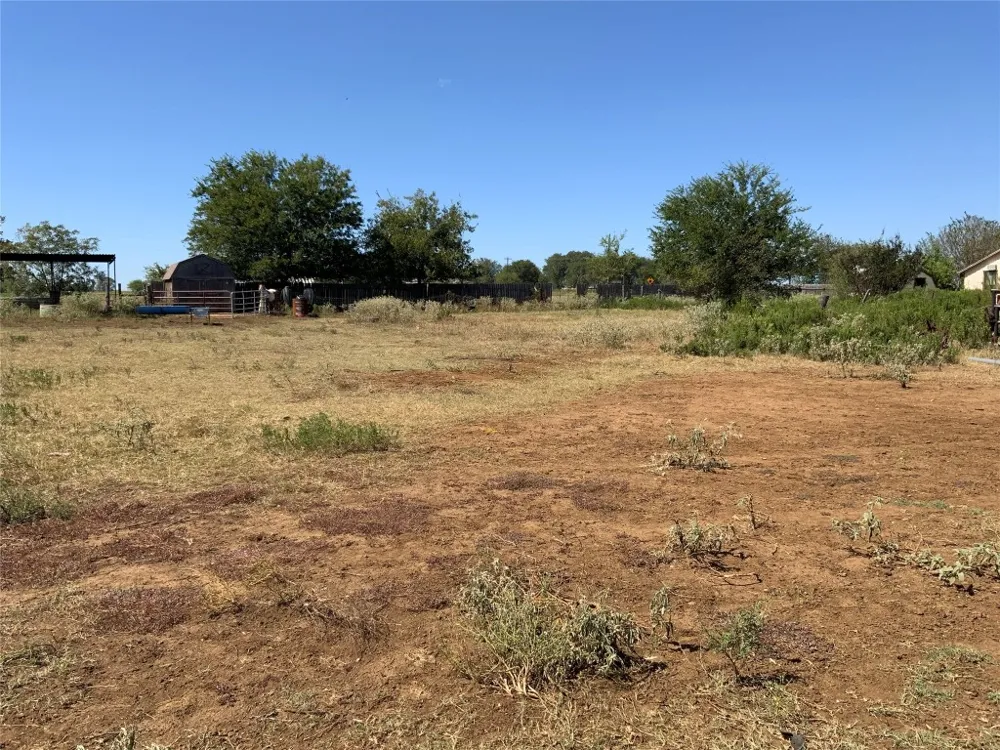 8989 Fm 141 Road Dime Box, TX 77853