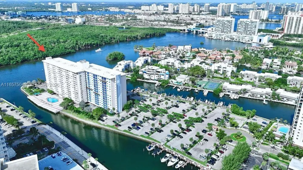 400 Kings Point Dr #328 Sunny Isles Beach, FL 33160