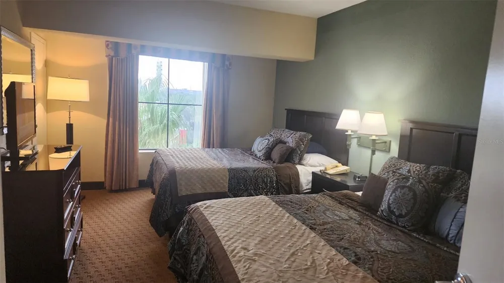 7601 CANADA AVENUE #618 Orlando, FL 32819