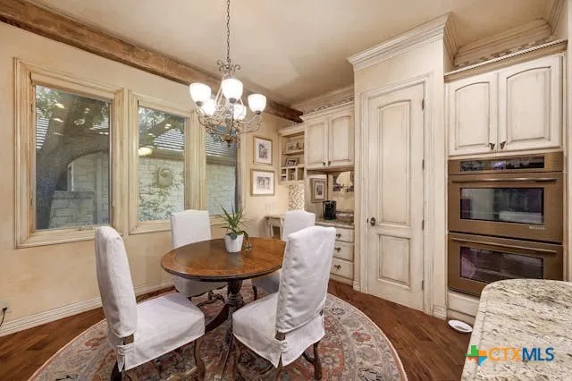 2305 Barton Creek Boulevard #29 Austin, TX 78735