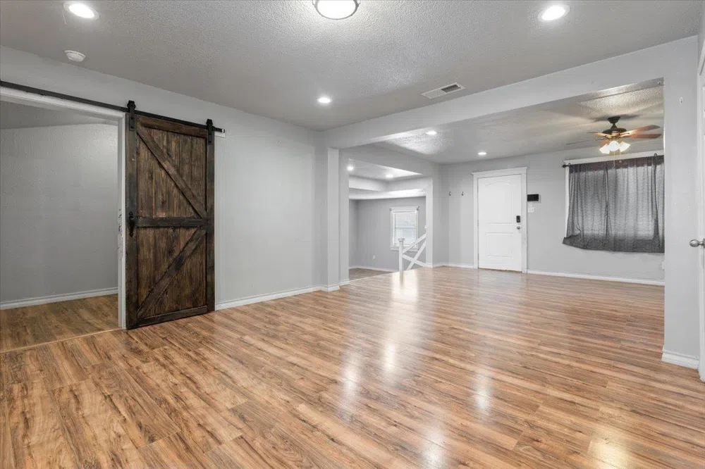 217 Ave X Levelland, TX 79336