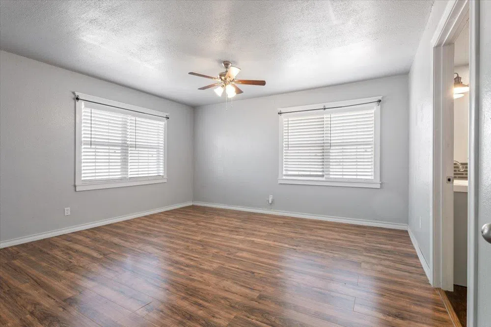 217 Ave X Levelland, TX 79336