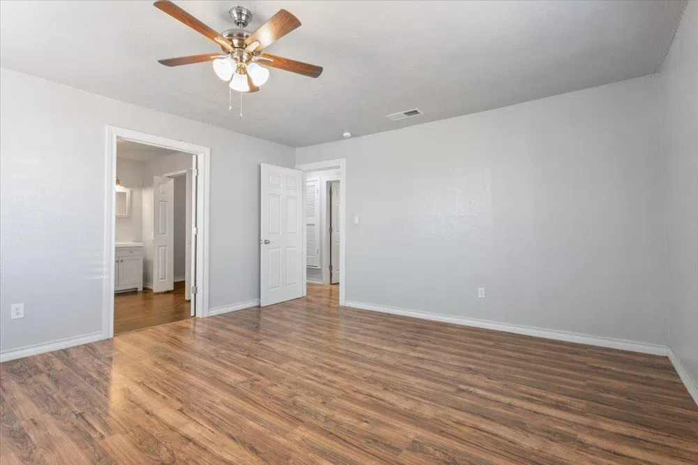 217 Ave X Levelland, TX 79336
