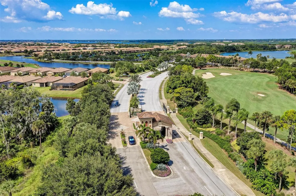 8105 GRAND ESTUARY TRAIL #404 Bradenton, FL 34212