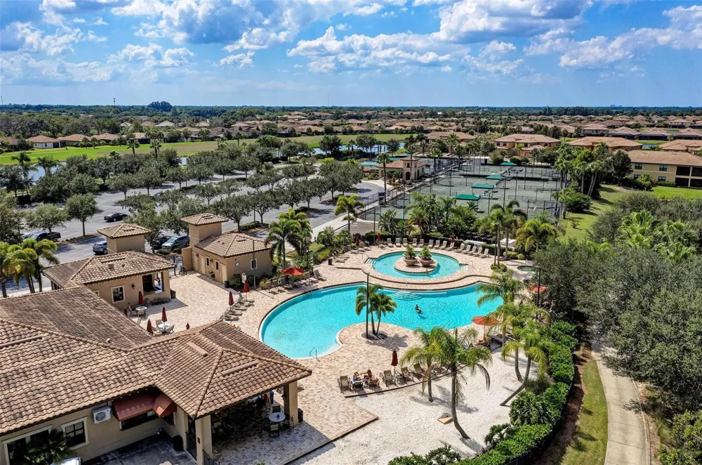 8105 GRAND ESTUARY TRAIL #404 Bradenton, FL 34212