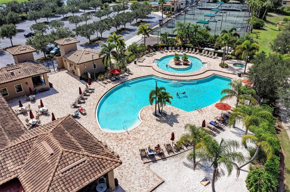 8105 GRAND ESTUARY TRAIL #404 Bradenton, FL 34212