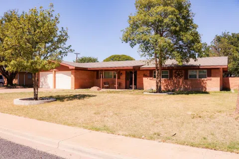 207 Willow Wood Lane