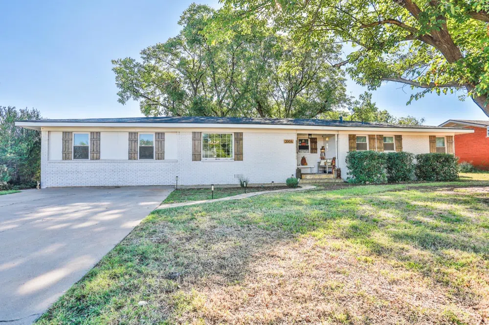 3004 Denison Avenue Snyder, TX 79549