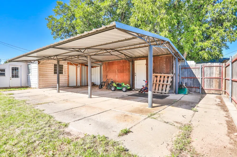 3004 Denison Avenue Snyder, TX 79549