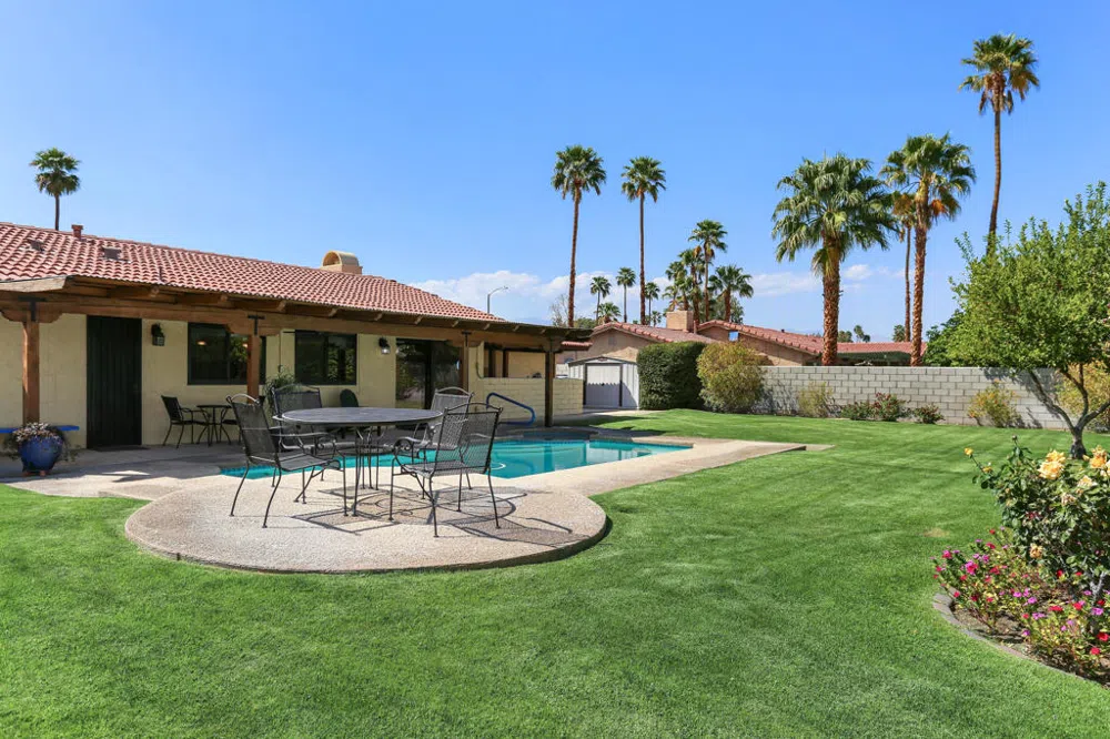 1020 Cerritos Drive Palm Springs, CA 92262