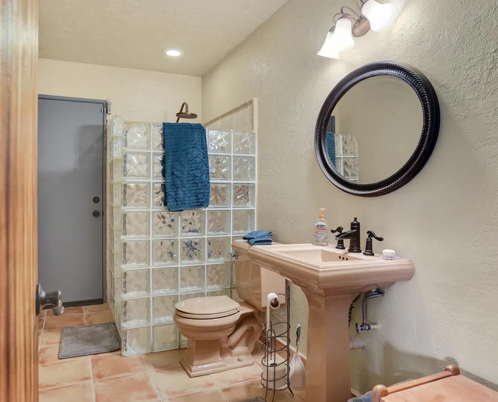 1020 Cerritos Drive Palm Springs, CA 92262