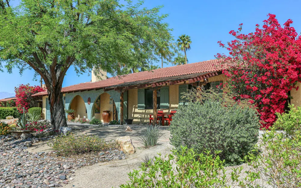 1020 Cerritos Drive Palm Springs, CA 92262