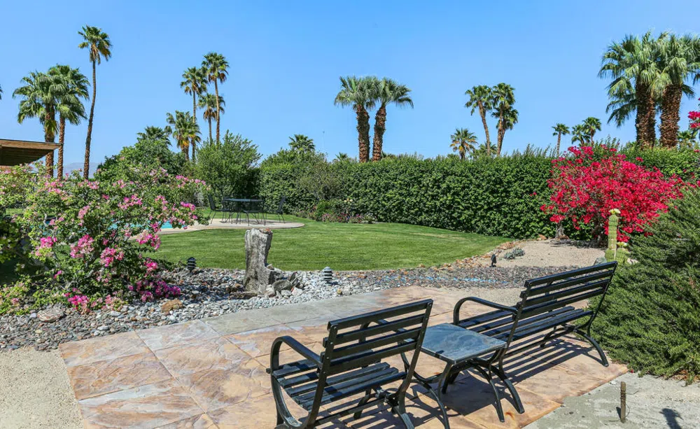 1020 Cerritos Drive Palm Springs, CA 92262