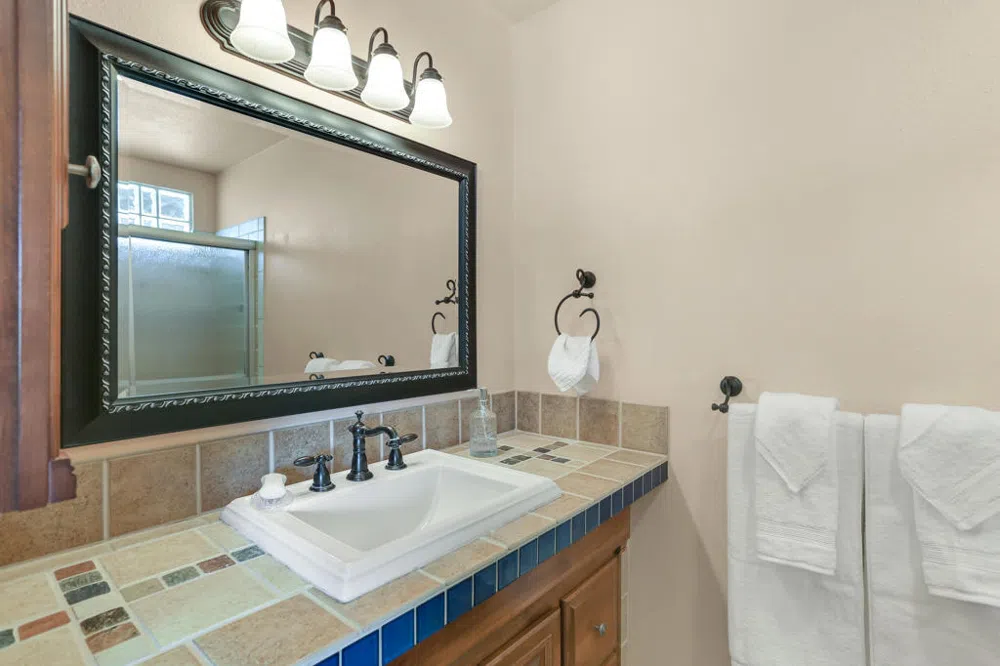 1020 Cerritos Drive Palm Springs, CA 92262