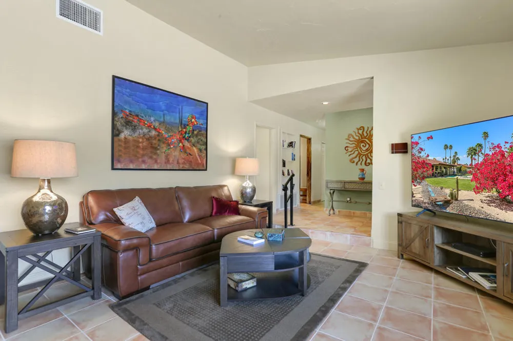 1020 Cerritos Drive Palm Springs, CA 92262