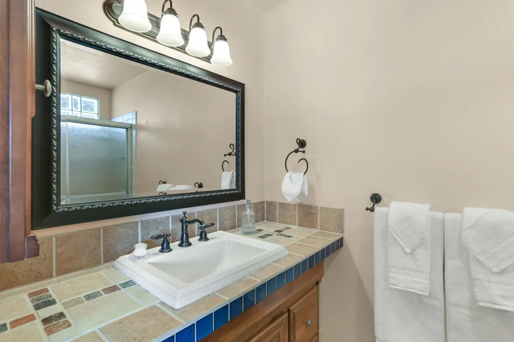 1020 Cerritos Drive Palm Springs, CA 92262