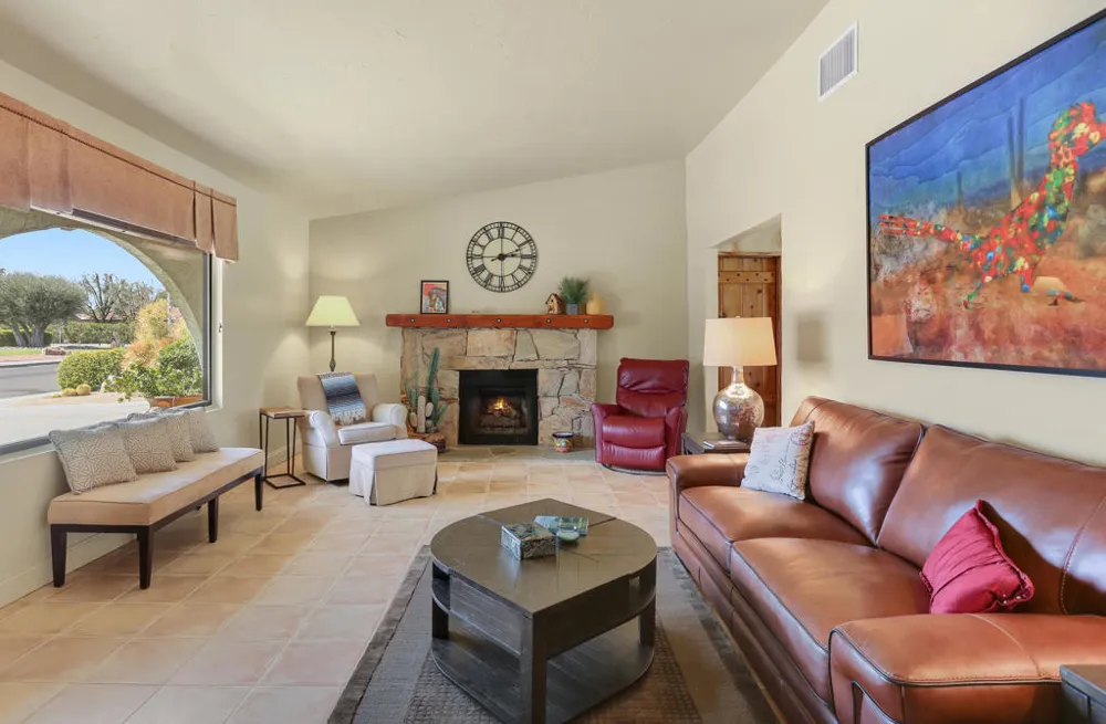 1020 Cerritos Drive Palm Springs, CA 92262