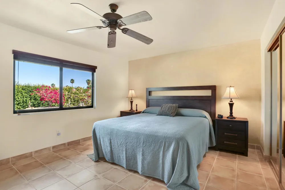 1020 Cerritos Drive Palm Springs, CA 92262