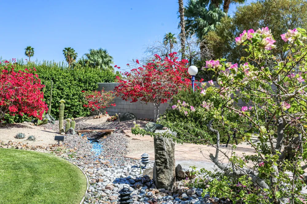1020 Cerritos Drive Palm Springs, CA 92262