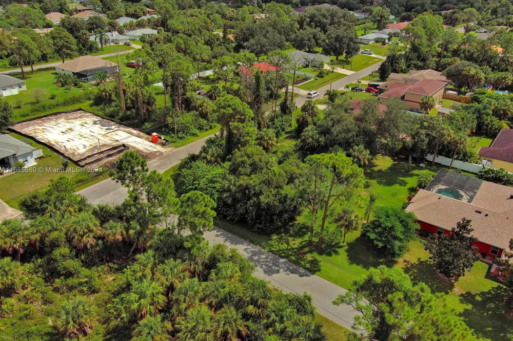 1 Vogler Ln North Port, FL 34291