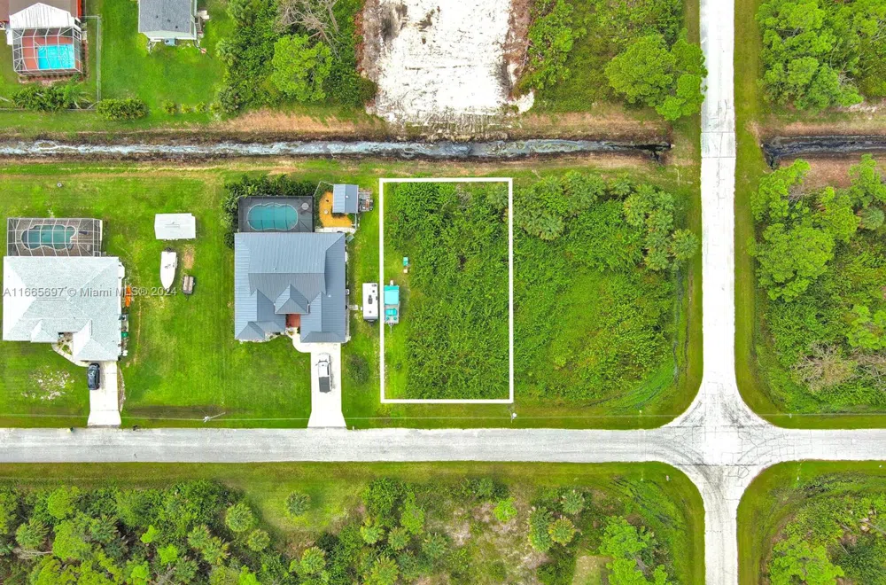 4137 Chippewa St Port Charlotte, FL 33981
