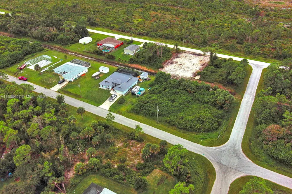4137 Chippewa St Port Charlotte, FL 33981
