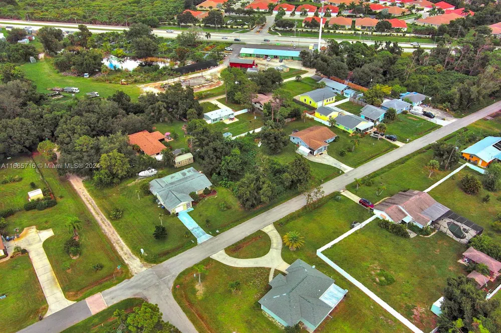 1 Gillespie St Englewood, FL 34223