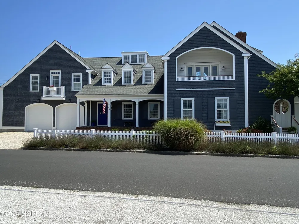 1081 Barnegat Lane Mantoloking, NJ 08738
