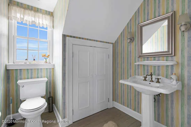 1081 Barnegat Lane Mantoloking, NJ 08738