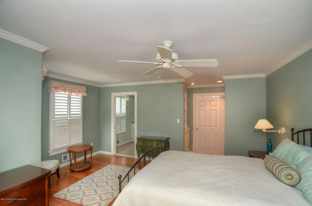 1081 Barnegat Lane Mantoloking, NJ 08738