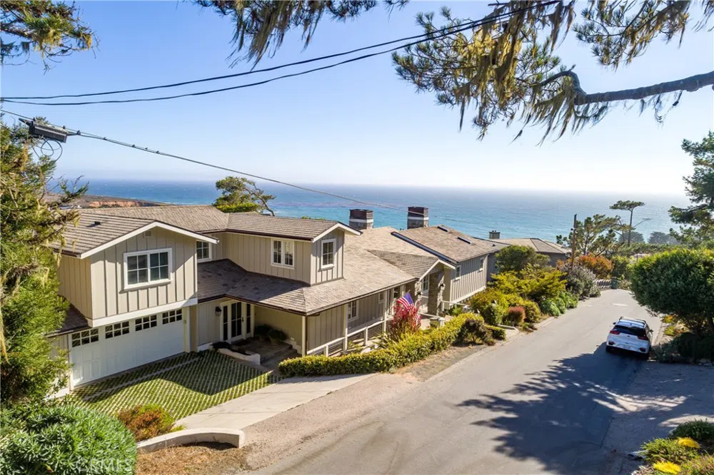 404 Huntington Road Cambria, CA 93428