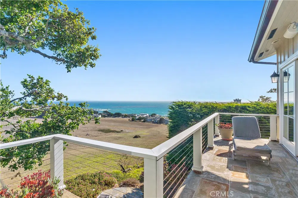 404 Huntington Road Cambria, CA 93428